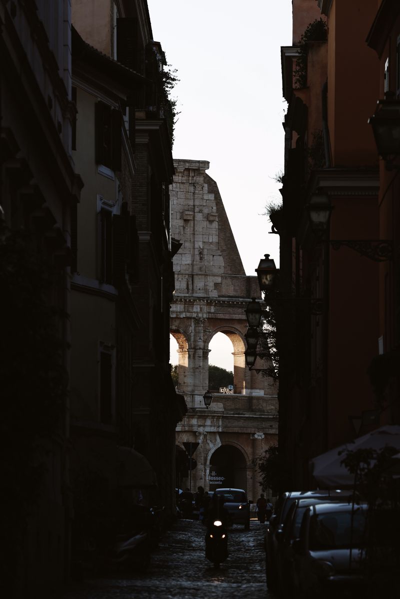 COLOSSEUM GLIMPSE